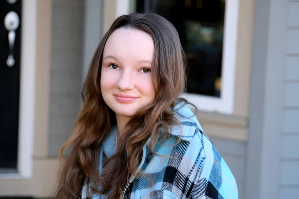 Molly Noblitt