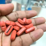 Why Can’t You Lay Down After Taking Meloxicam? Full Medical Explanation